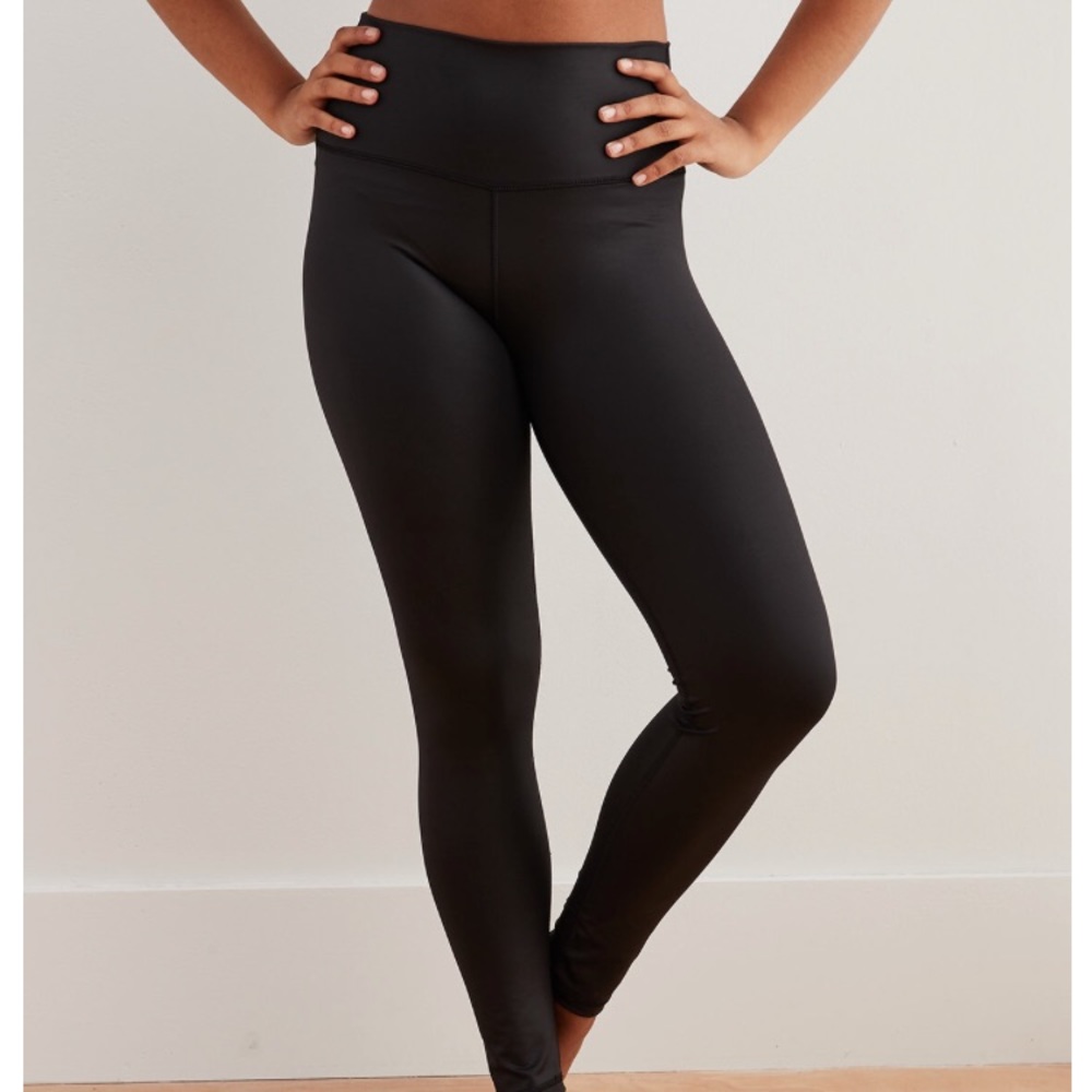 ⭐️⭐️⭐️Aerie black leggings